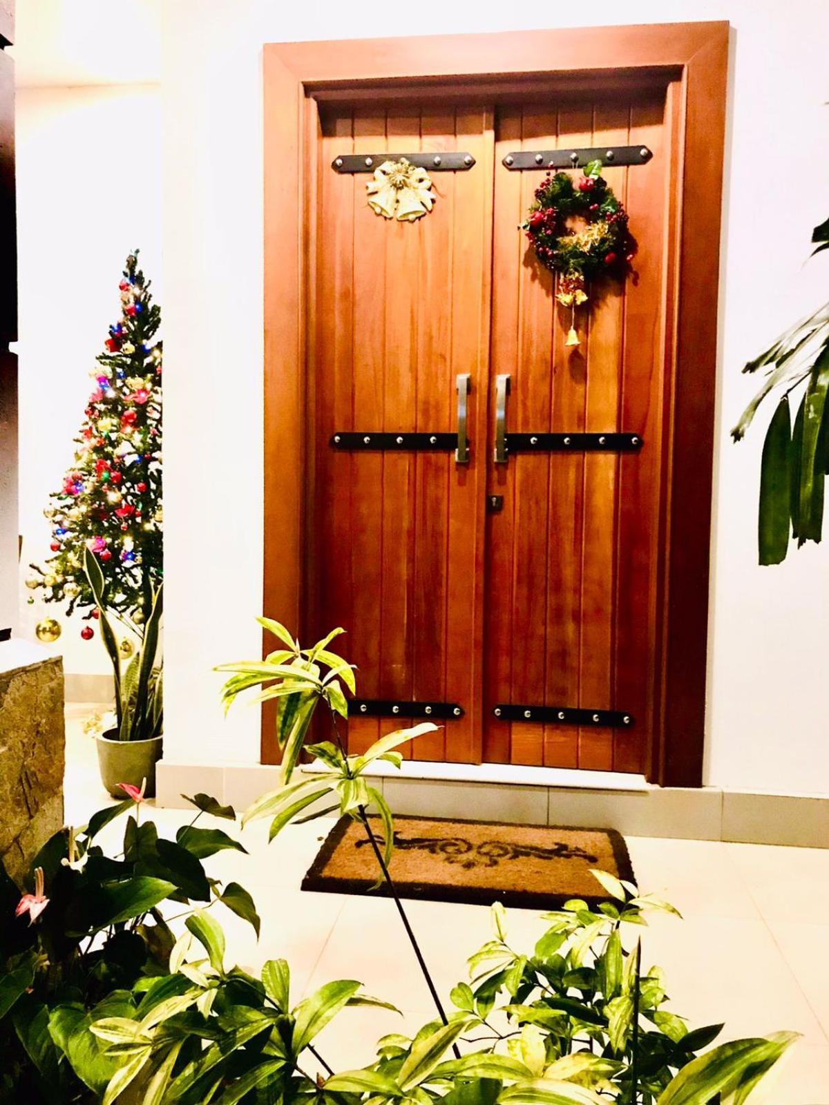 Sri White Villa Airport Boutique Hotel Katunayaka Eksteriør billede